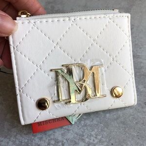 Badgley Mischka White Short Card Wallet NWT
